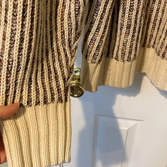Universal Thread Beige and Brown Chunky Sweater - Picture 5 of 6